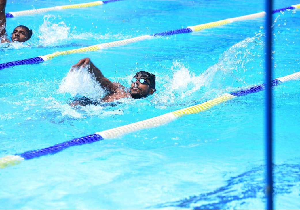 IIT Swimming